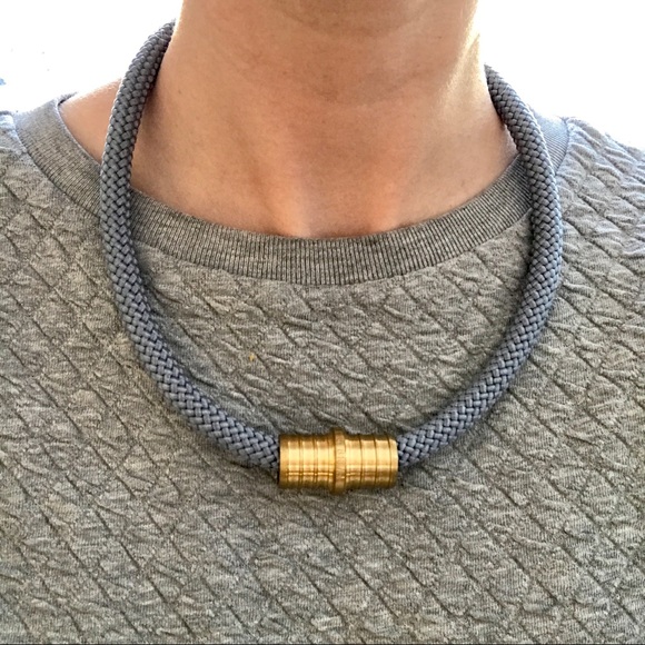 Gray rope necklace - Multiple ways to wear it - Picture 11 of 12